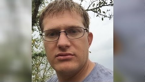 News Anchors Help Rescue Man Clinging to Tree During Flooding