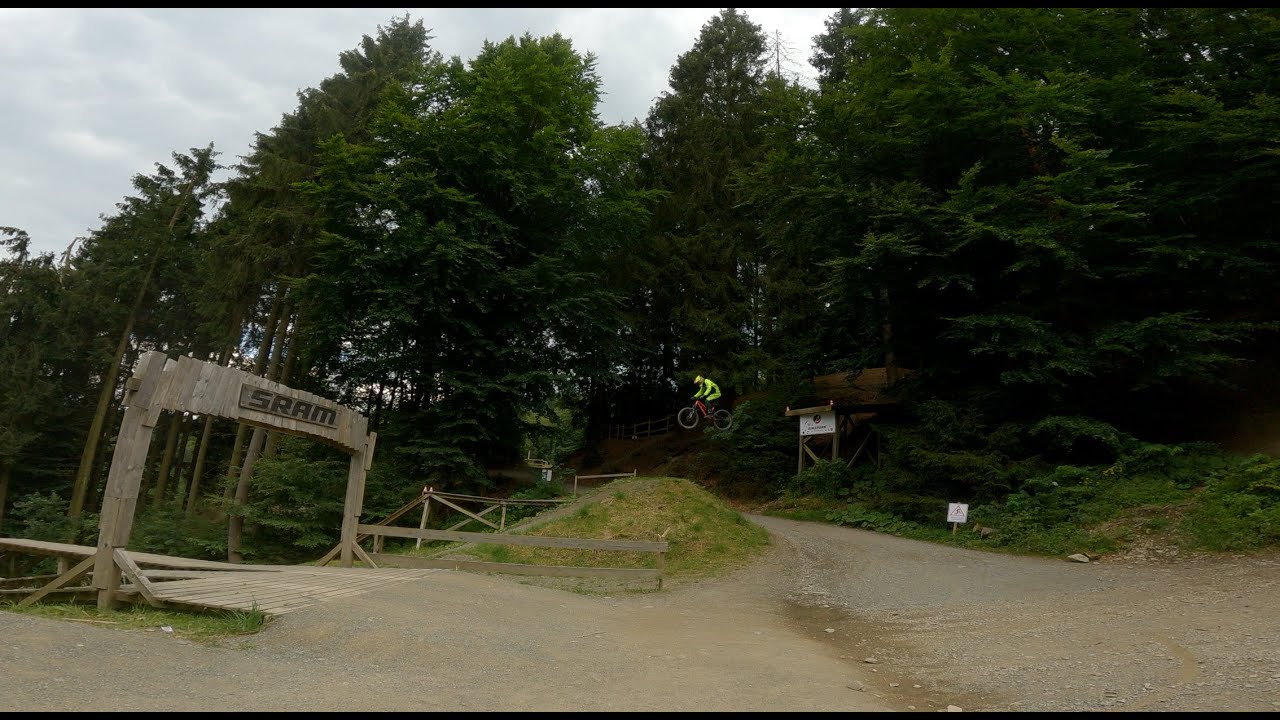 A full week visiting the bikeparks of Willingen, Winterberg and Green Hill in Germany.