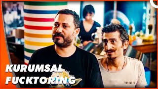 İkinizi Tek Tek Kucaklarız Vay Başıma Gelenler
