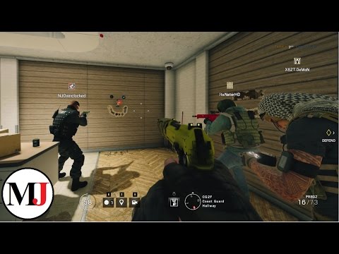 Machay s'amuse en casual .