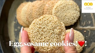Add egg to sesame seeds the result will be delicious sesame crackers #crackers #2ingredients