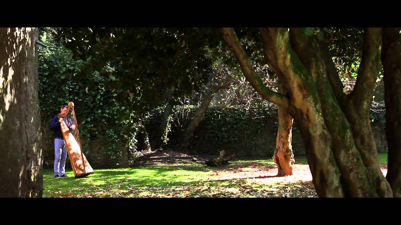 Manuel Vilas. Arpa. Diferencias de las folías. Lamentación de la reina de Hungría.