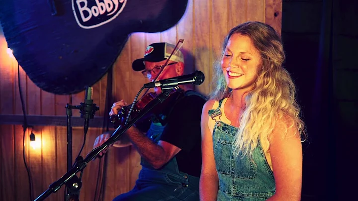 "Love Songs" live from Bobby's Idle Hour -- Nashvi...