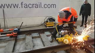 Szlifierka Kolejowa Do Szyn Pozioma I Pionowa Fac-5000 Www.facrail.com