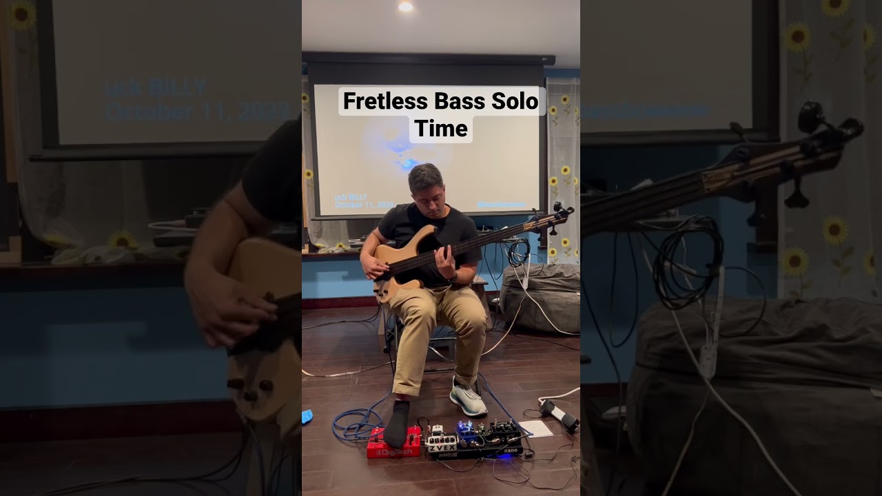 BassBowWow Fretless Bass Solo on “A Song For My Father” (MGBass, ZVEX LoFi Junky)