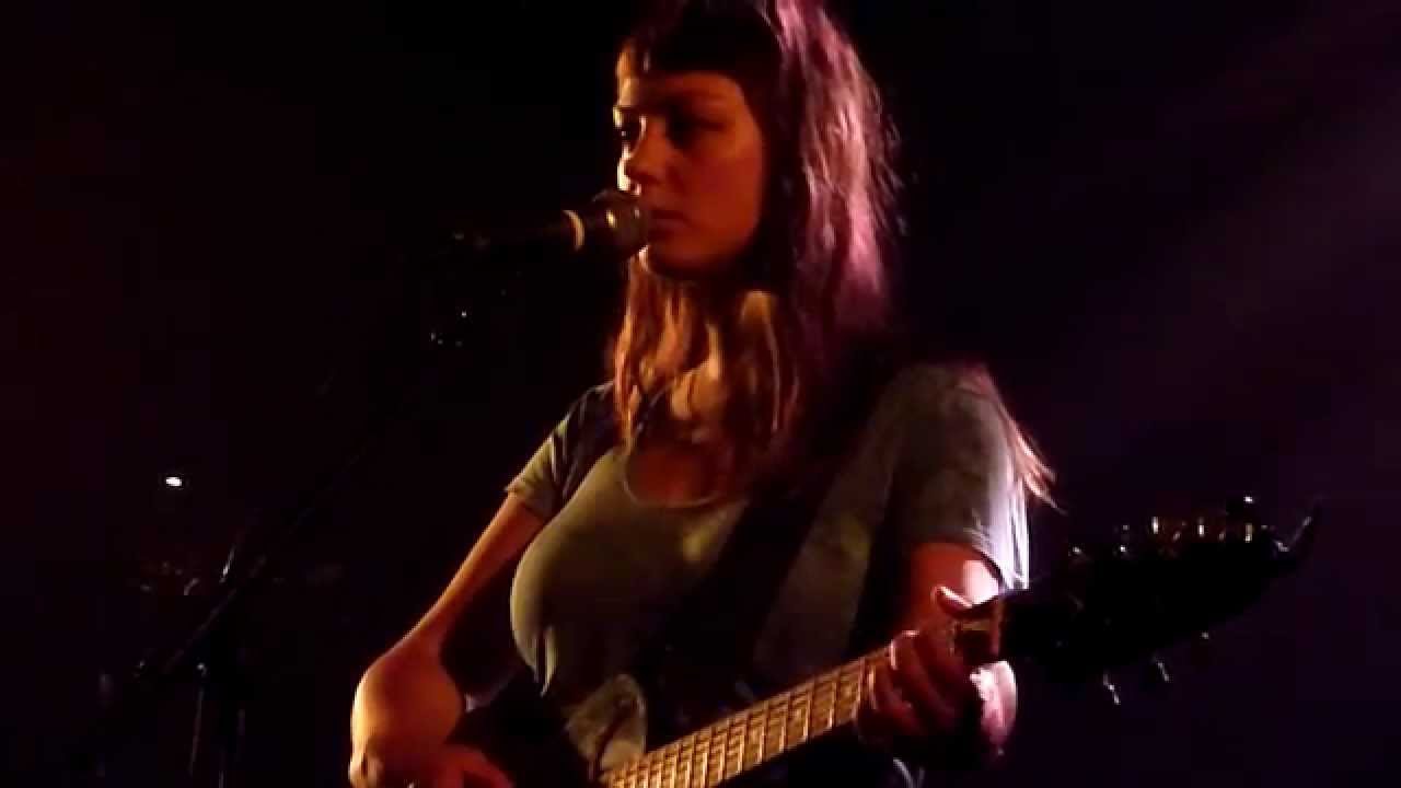 Angel Olsen - Tiniest Lights + White Fire (03.06.14)