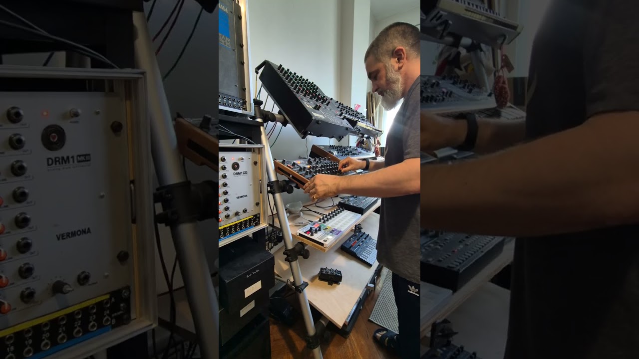 Summer 2025, locked in the Berlin studio working on upcoming Techno releases for 2025–2026.