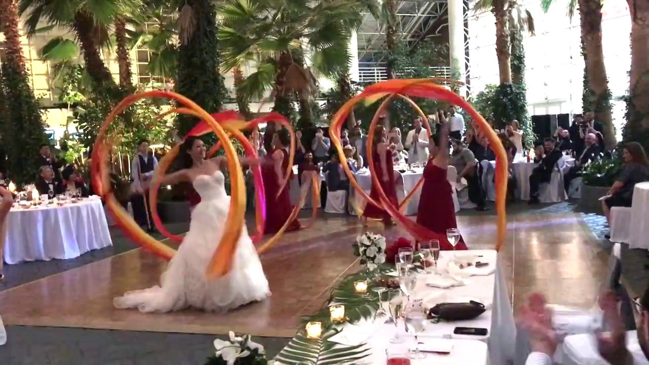 Surprise Bridesmaids Ribbon Dance