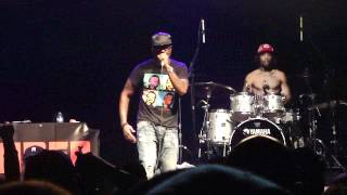 Talib Kweli - Move Something ( Live in Toronto )