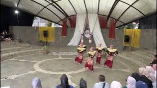 pagelaran uas tari sumatra 'ciek duo tigo' kelompok 5