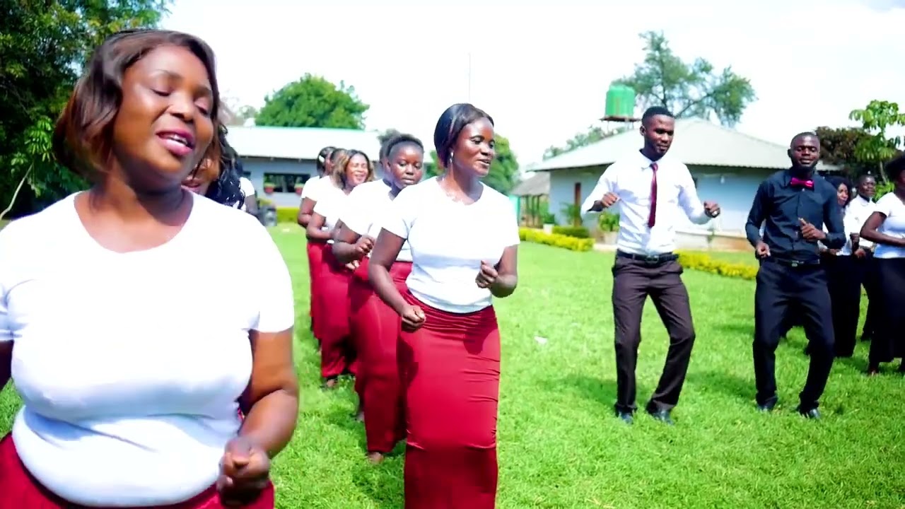 Zakeyo, Might jerusalem Choir. (Official video)