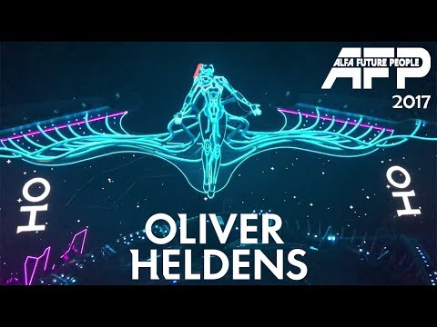 OLIVER HELDENS Live