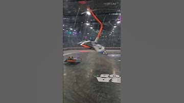 Dancing in the ring #battle #battleofrobots #robots #robotics #shorts