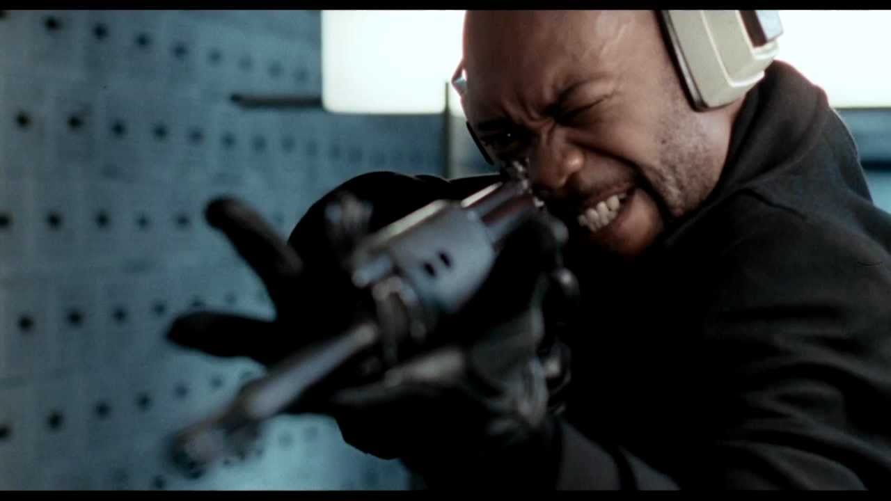 FAL, A shortfilm by Hans Van Nuffel