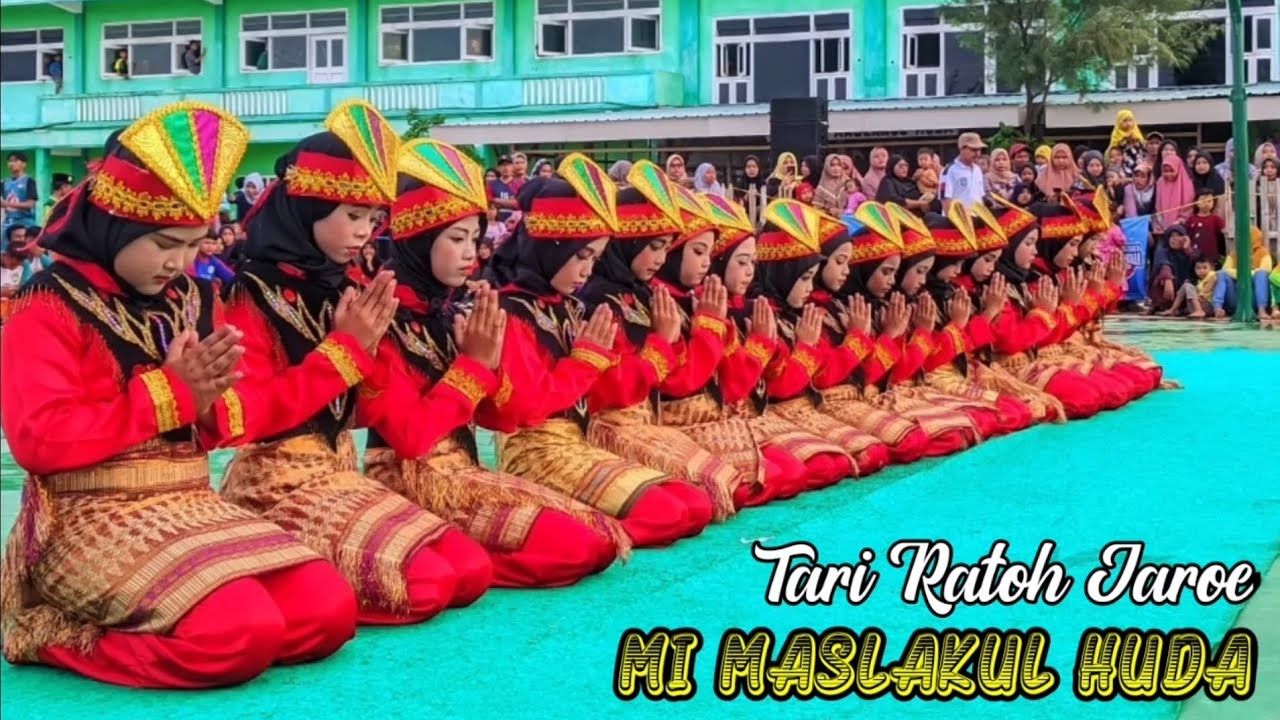 Tari Ratoh Jaroe & Tari Reog | MI MASLAKUL HUDA | Opening Ceremony Turnamen Basket Nusantara 2022