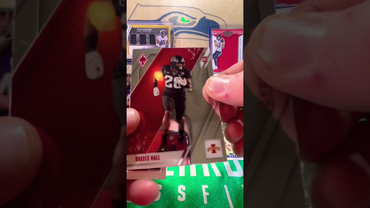 Pack Rip 2022 Panini Chronicles Draft Picks NFL Football 🏈 15 Card Value Pack