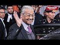 “Eat to live, not live to eat”; Tun Mahathir’s advice on his 101st birthday