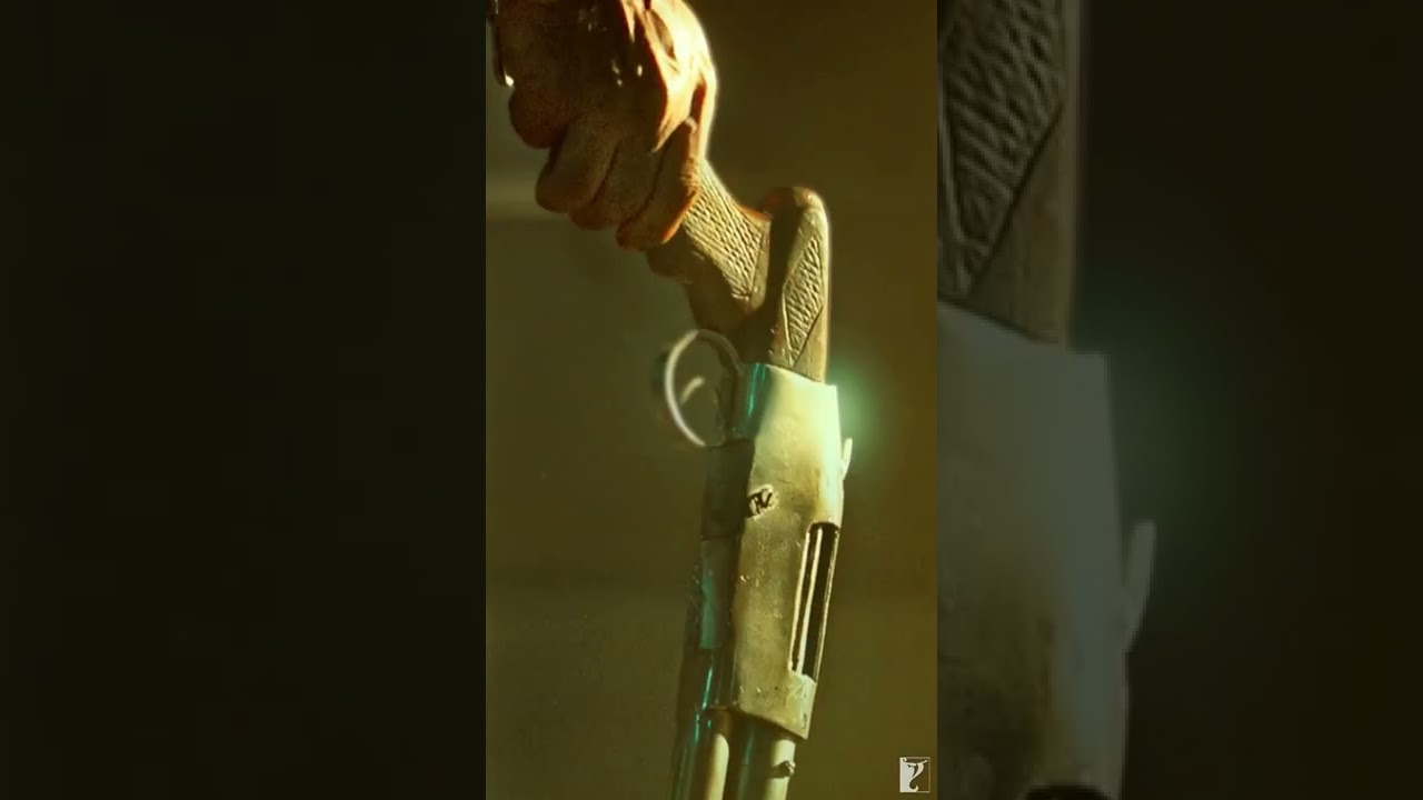 Pathan motion poster out now ❤️🙌