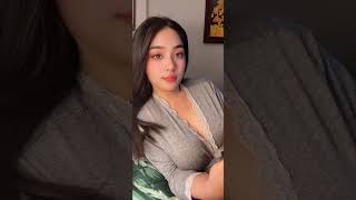 The Most Beautiful Girl Youll See Today