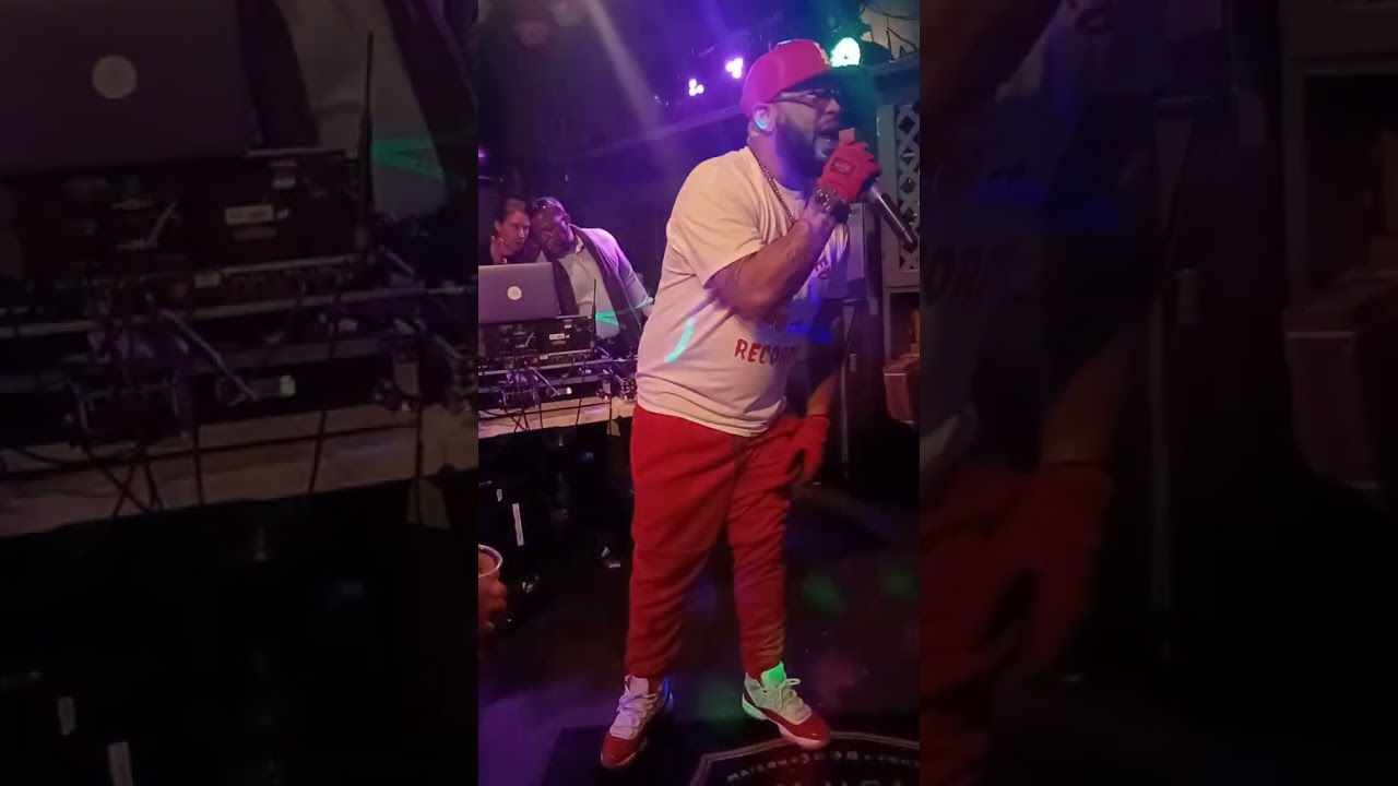 Sunny Redd13  x. Live x   New Haven Indiana x True Story x Body Paint x Megan x Love songs  x Toxic