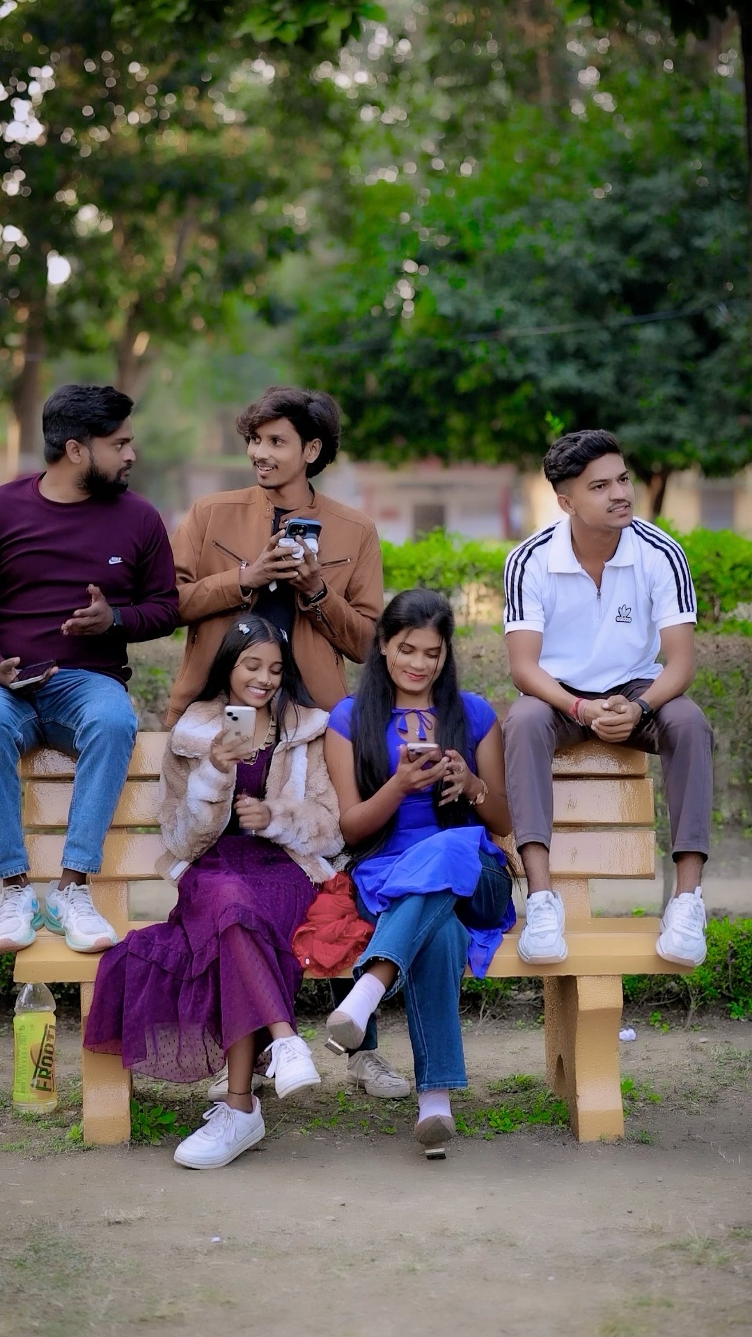 Mujhko yaad sataye teri