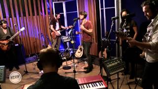 Paulo Nutini performing "Let Me Down Easy" Live on KCRW chords