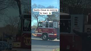 He’s Here! 🎅 #shortsvideo #santaclaus #firedepartment