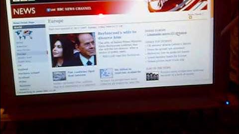 MSI Wind - Advent 4211 Touch screen with Ubuntu Jaunty Jackalope Netbook Remix