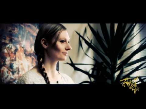 JOHNNY war ein TÄNZER - Fotzibär - Fly [Album: JOHNNY JUGEND]