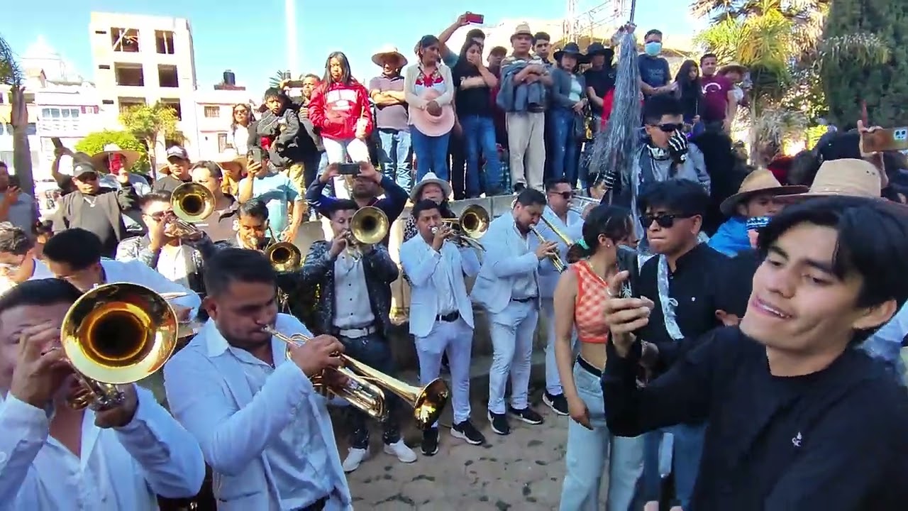 Banda La Joya De Antequera y Banda Aires Del Pacífico - Carnaval De Chalcatongo 2026