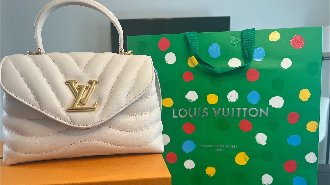 Louis Vuitton Hold Me Bag 2023 