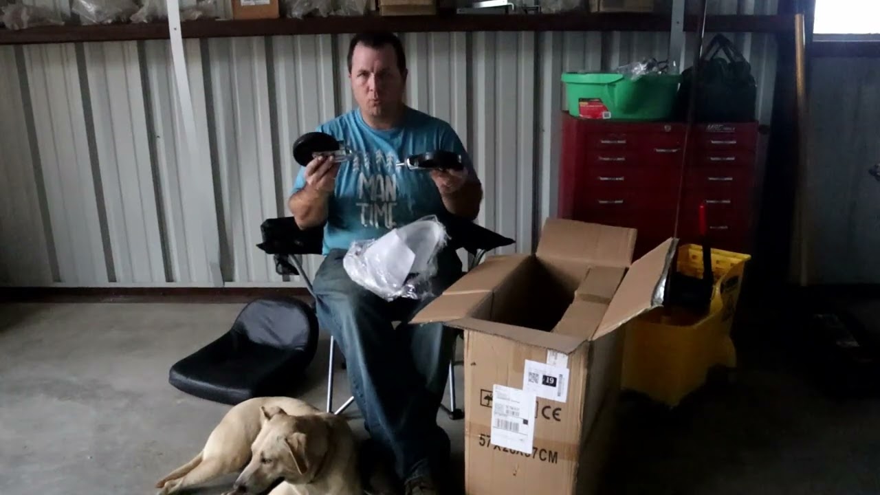 First New Barndo Supplies Vevor Shop Stool Assembly and Review