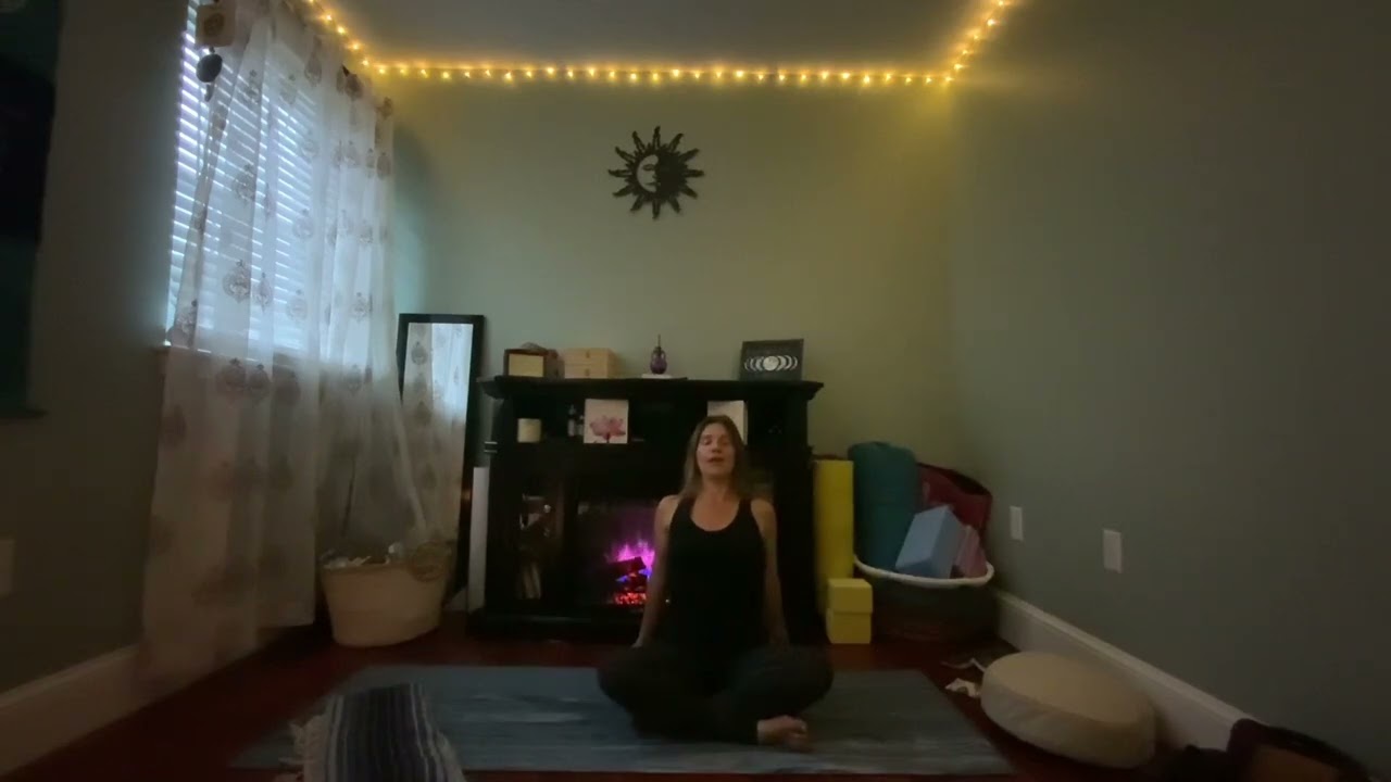 40 Minute Unwind Evening Gentle Flow | Practice from the heart with Jenn Thompson