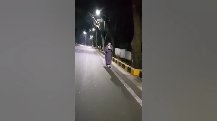 Horror walk in jamshedpur || She is not ghost - DayDayNews