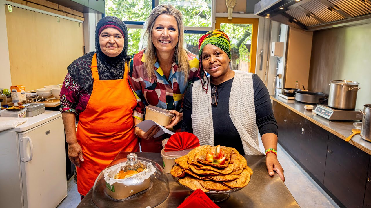 Koningin Máxima brengt werkbezoek in kader van programma Herstel Dichtbij Oranje Fonds