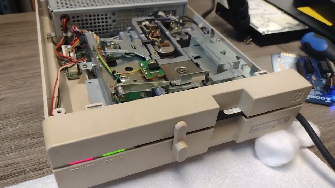 Recovering My Commodore 64 Childhood - 1571 and ZoomFloppy - YouTube