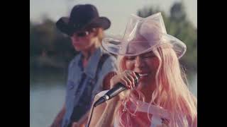 KAROL G - MI EX TENÍA RAZÓN (Official Video)
