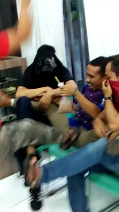Kasian sampe ngocrot dikocok sama kaki #shorts