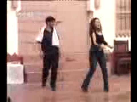 Anda tere lai reshmi romaal