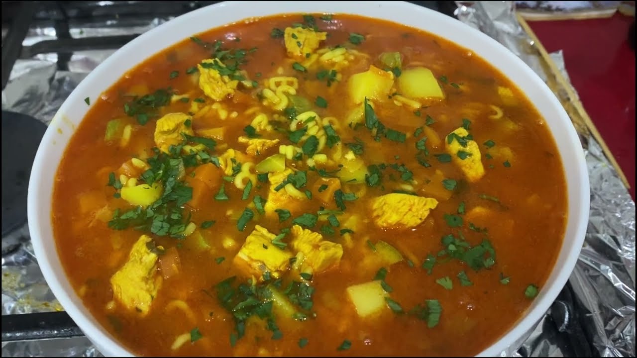 الحلقة 116 : شربة بالدجاج و الخضر خفيفة و صحية و لذيذة