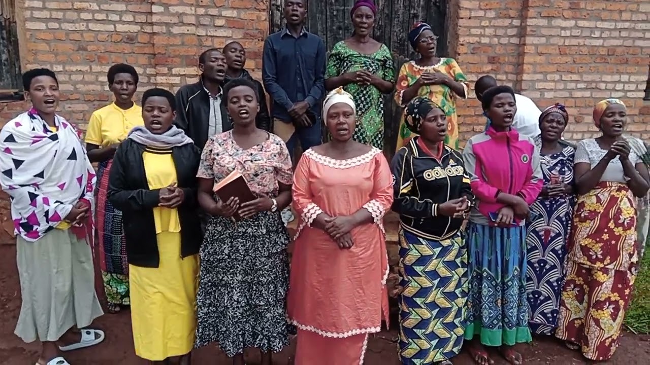 Shimwa Yesu waratubohoye twari mubuja