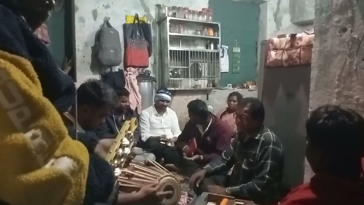 एका एकी येहुदा भजन