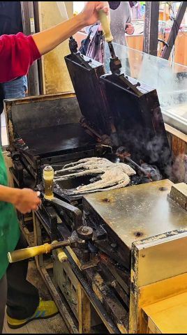 【淡路島】タコ丸々ぺっちゃんこ焼きがやばすぎ...😂