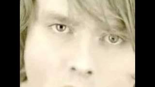 Keane - She Has No Time (Official Video)