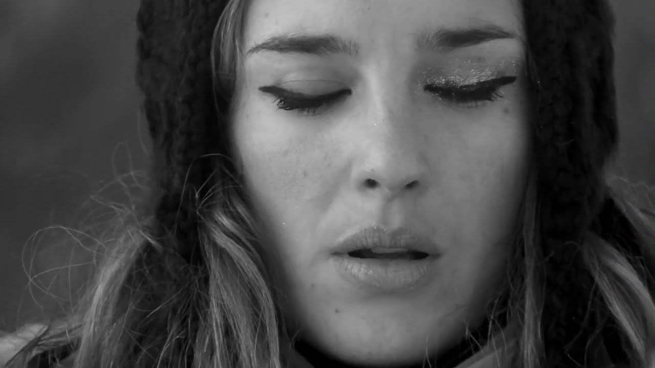 Jess Mills - Silent Space (in the snow)