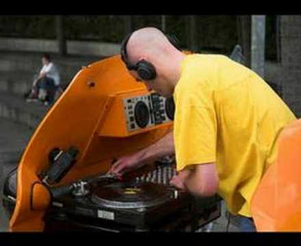 Guarda double vision - it don't stop su YouTube Guarda double vision - it don't stop su YouTube