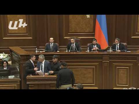 Ռուբինյանը անջատեց Էդգար Ղազարյանի խոսափողը եւ կանչեց անվտանգության աշխատակիցներին ու