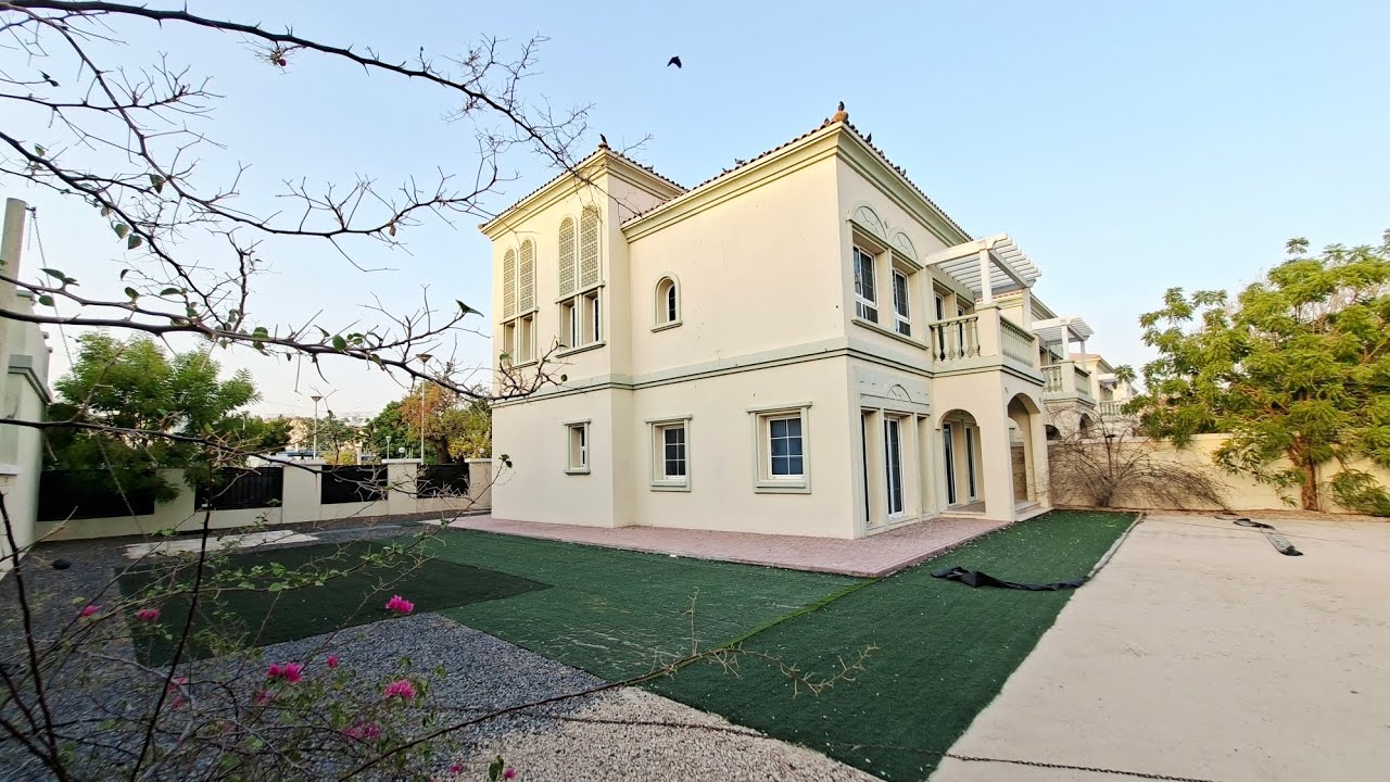 Park Facing | Super Spacious | Unique #jvt #villa #foryou #dubai #villa 