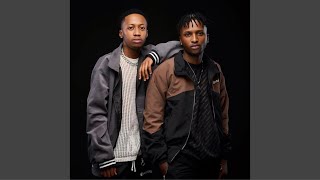 ShaunMusiQ & Ftears - Uyithathaphi (Official Audio) feat. Scotts Maphuma & CowBoii