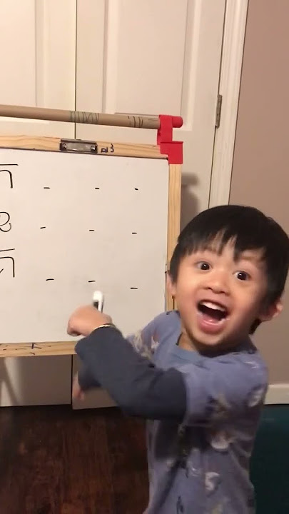 Ryan learn Khmer alphabet